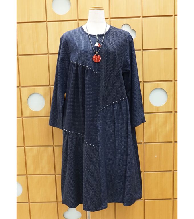 ワンピース[斜めテープ]